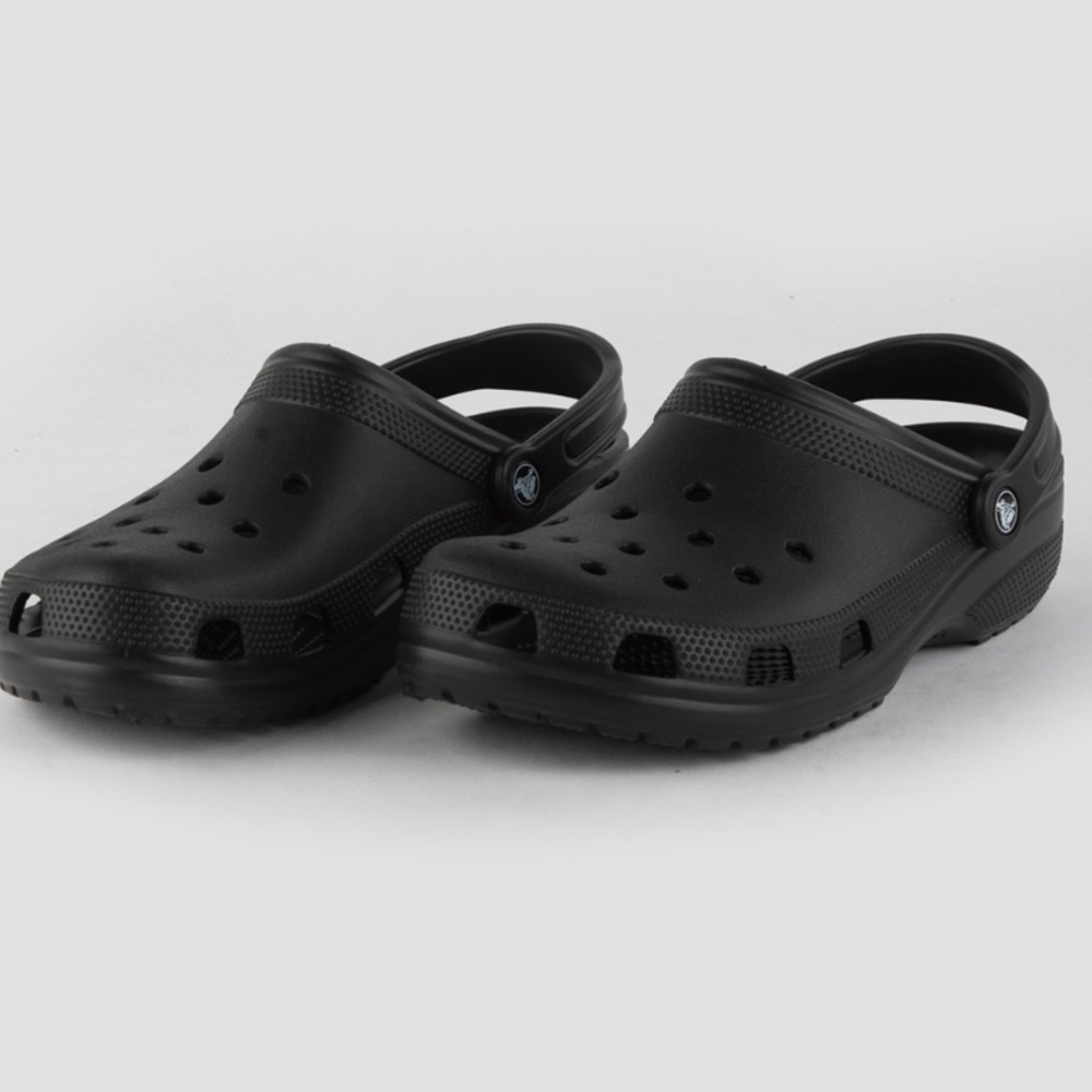 Black crocs